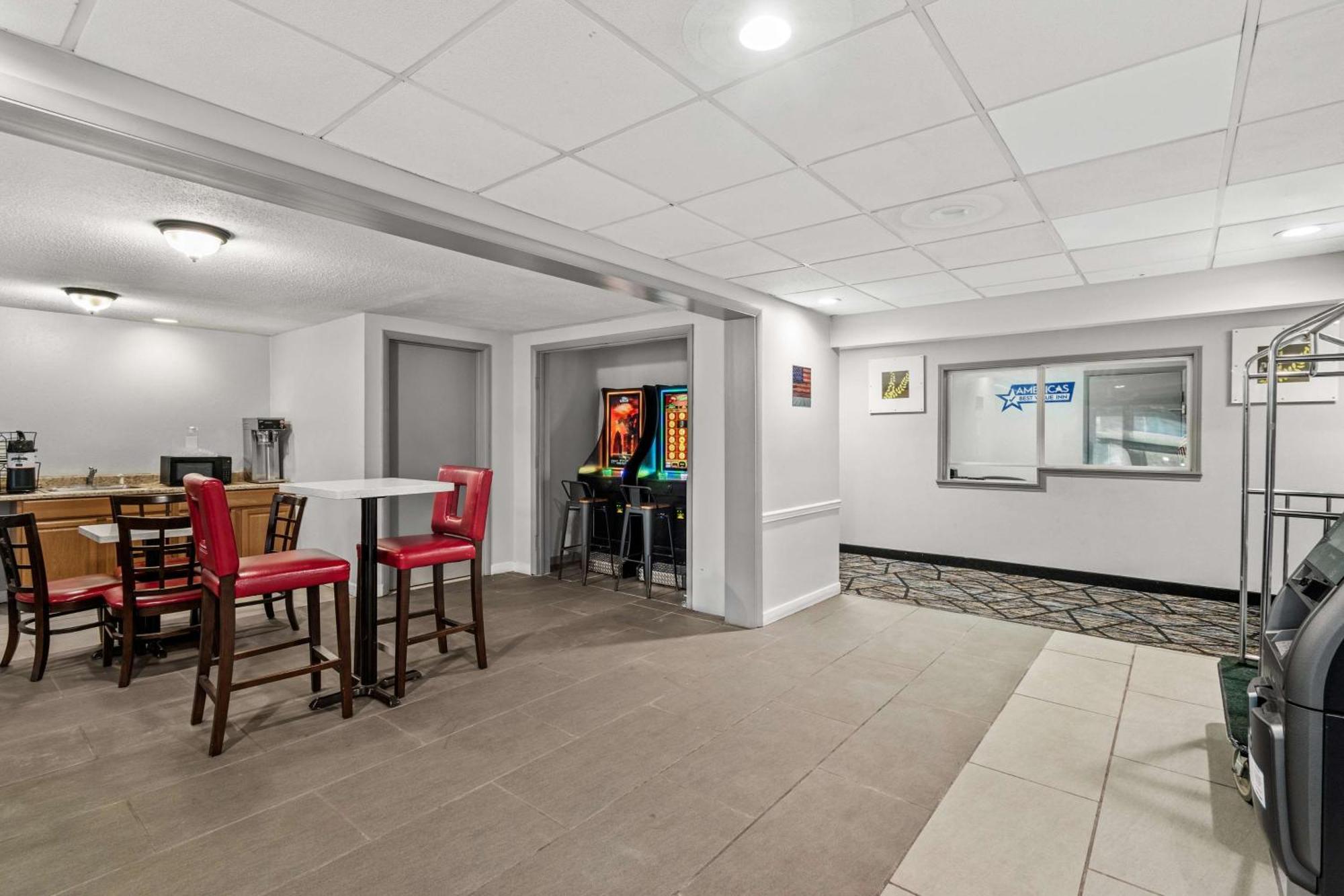 Americas Best Value Inn Carlisle Εξωτερικό φωτογραφία